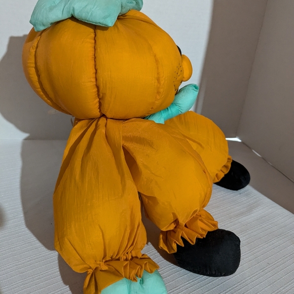 VTG 1990's puffalump style Halloween plush jack-o'-lantern weighted - Picture 4 of 6
